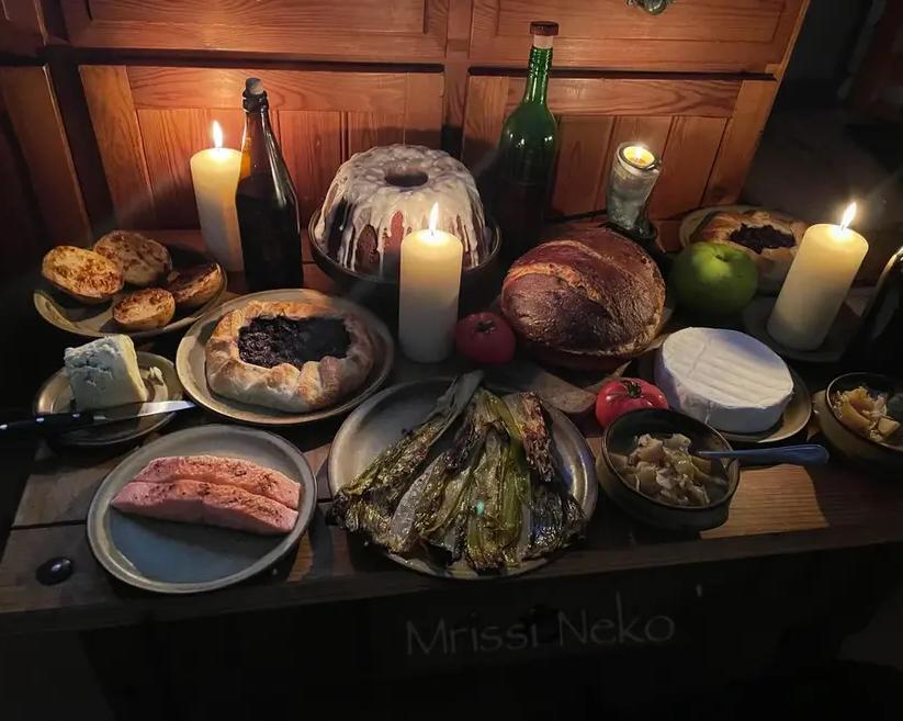 Фанатка Skyrim устроила себе Новогодний пир с блюдами из игры